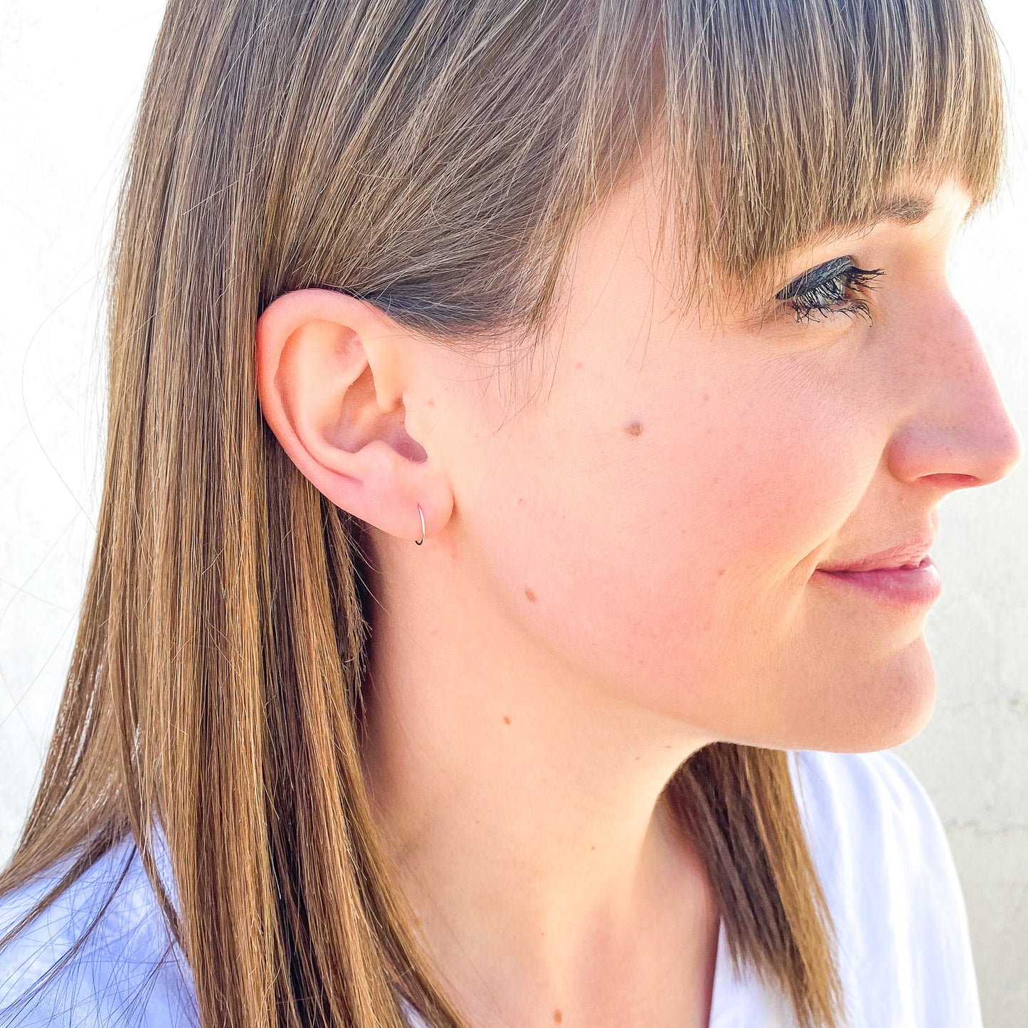 14K White Gold Eyelet Hoop, 9mm