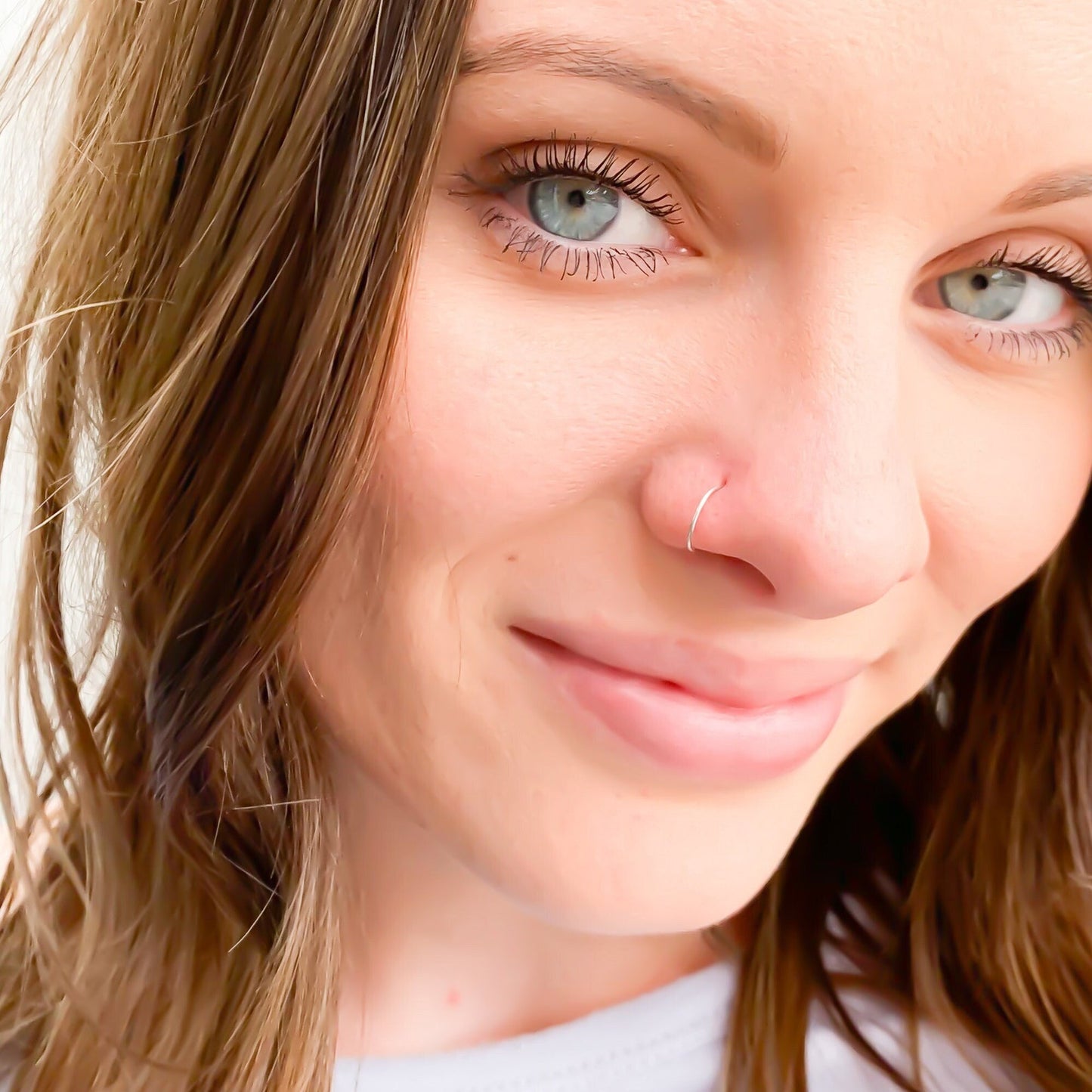 14k white gold nose hoop