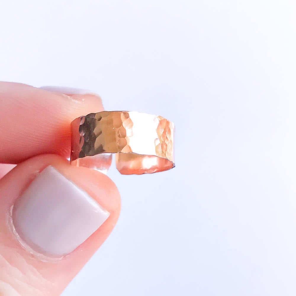 Wide Hammered Toe Ring