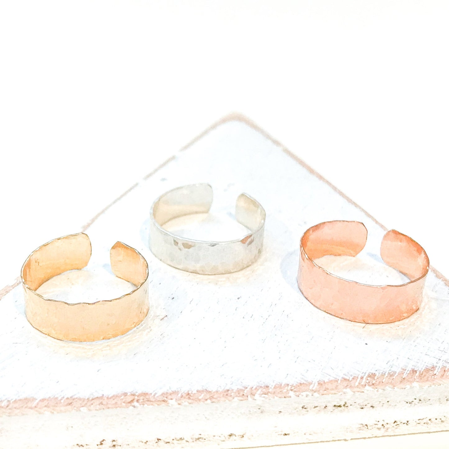 Wide Hammered Toe Ring, 14K Rose Gold Filled