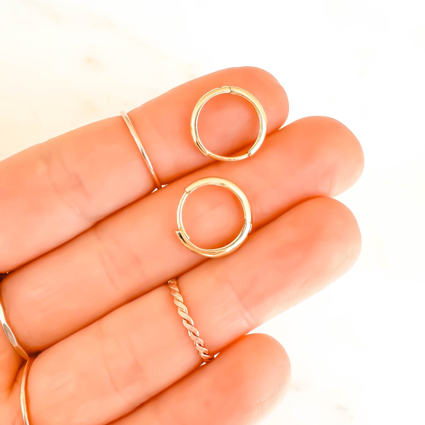 Click Hoops 14K Solid Gold, 10mm
