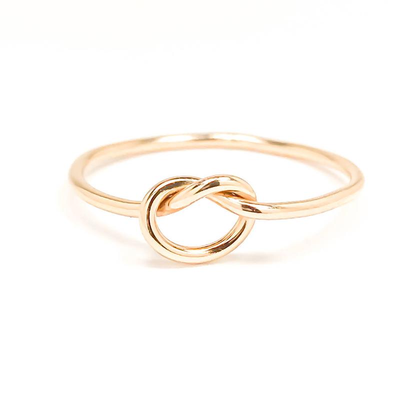 Love-knot-ring-gold